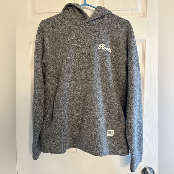Roots Other - Roots men's heathered grey pullover hoodie Ptp 21 Large
